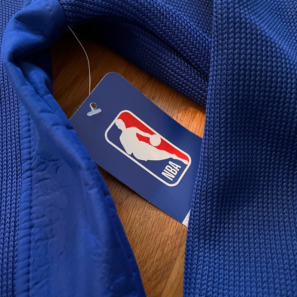 Blue and Orange NY Knicks Pullover - Picture 4 of 7